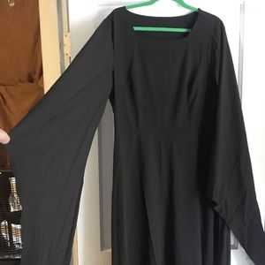 Medieval 🏰 dress with gold ribbon NWOT